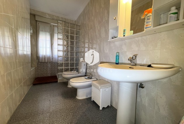 Z drugiej ręki - Villa -
Orihuela Costa - Costa Blanca