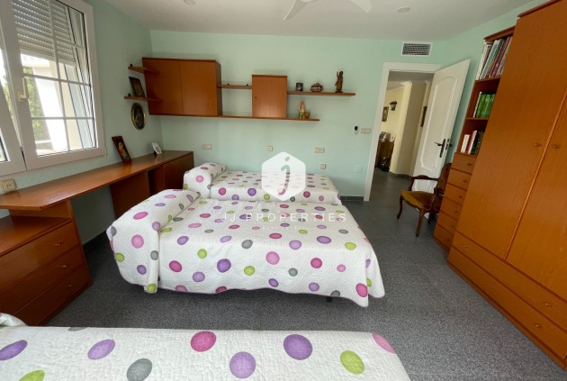 Z drugiej ręki - Villa -
Orihuela Costa - Costa Blanca