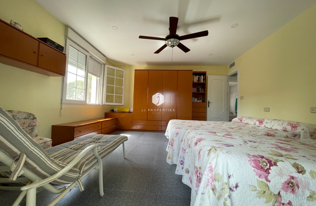 Z drugiej ręki - Villa -
Orihuela Costa - Costa Blanca