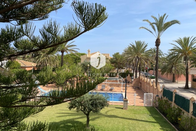 Z drugiej ręki - Villa -
Orihuela Costa - Costa Blanca