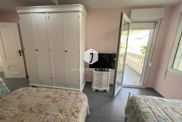 Z drugiej ręki - Villa -
Orihuela Costa - Costa Blanca