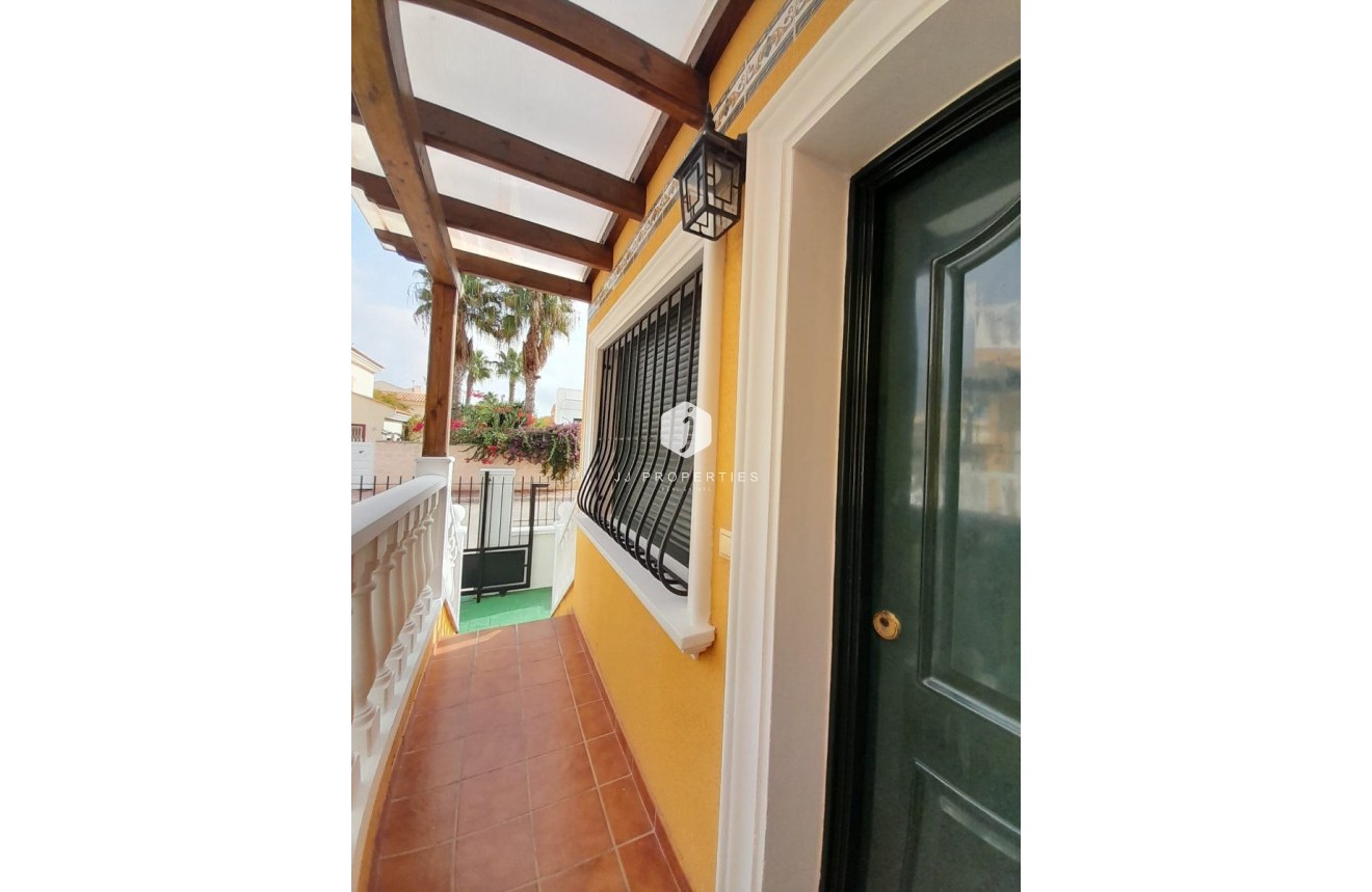 Segunda mano - Chalet -
Ciudad Quesada - Costa Blanca