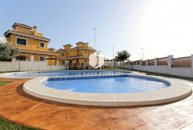 Segunda mano - Chalet -
Ciudad Quesada - Costa Blanca