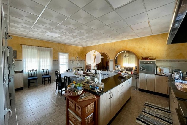 Resale - Villa -
Albatera - Inland