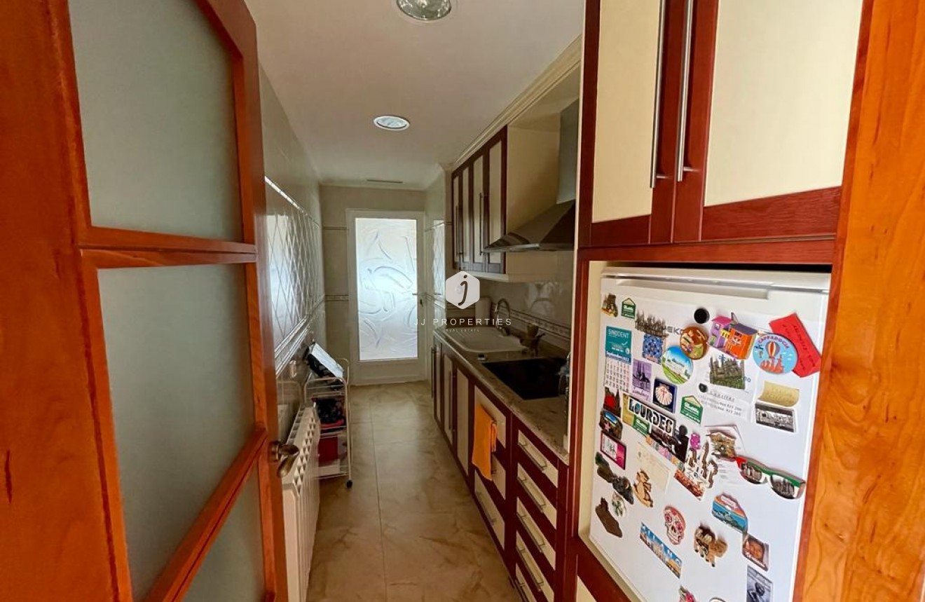 Resale - Villa -
Albatera - Inland