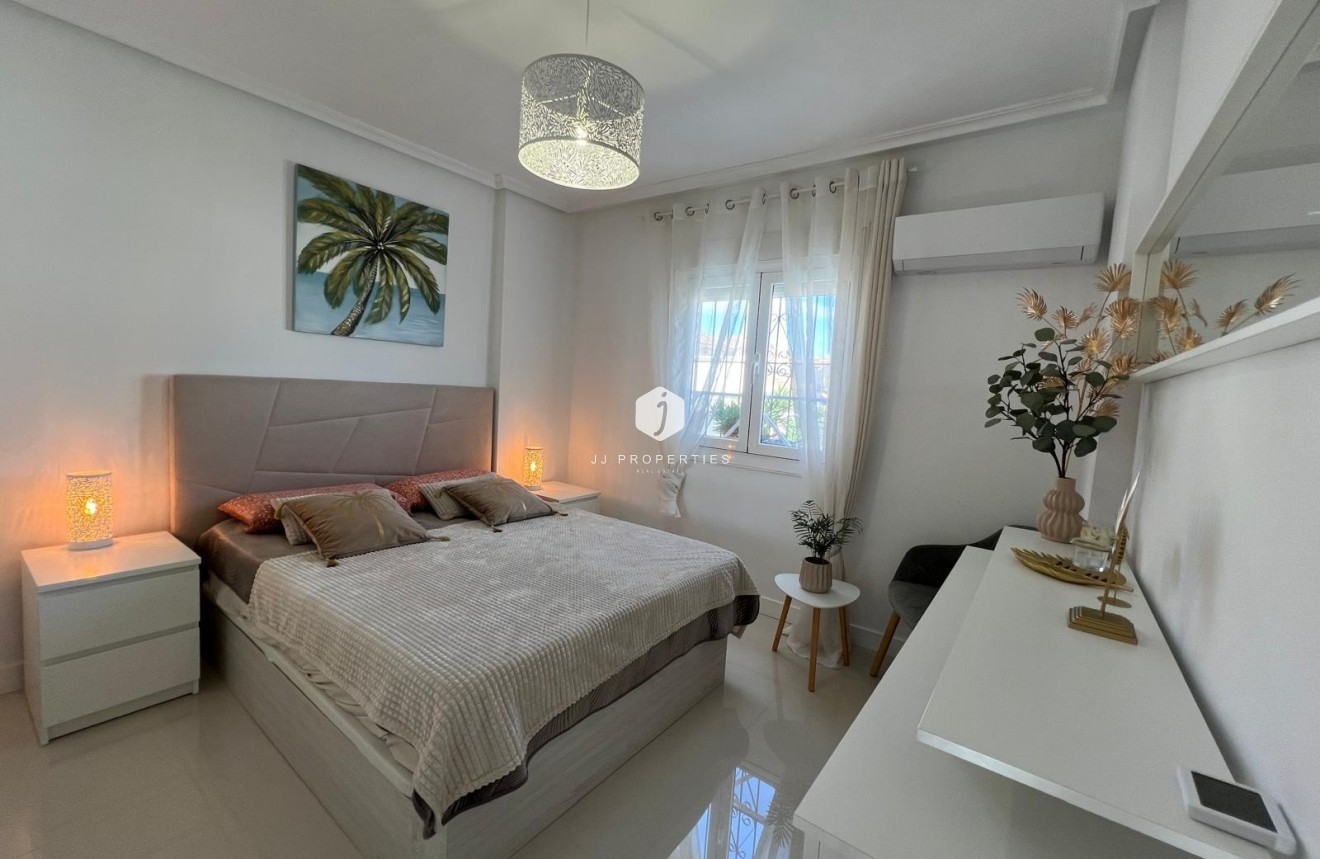 Resale - Villa -
Algorfa - Inland