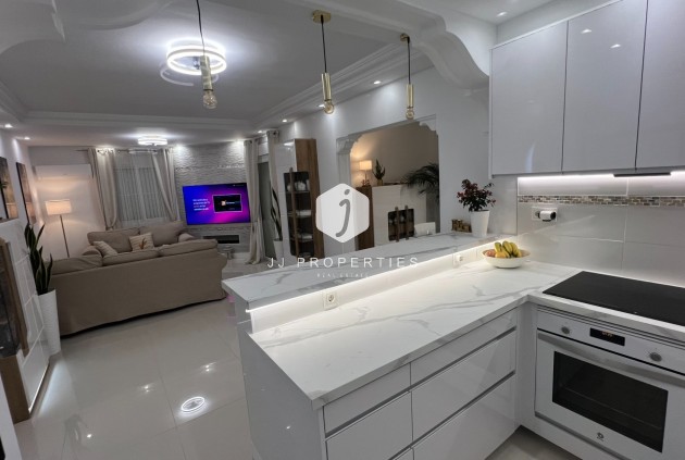 Resale - Villa -
Algorfa - Inland