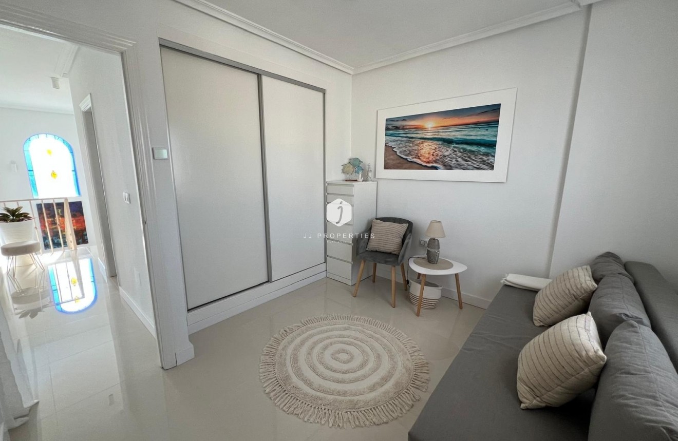 Resale - Villa -
Algorfa - Inland