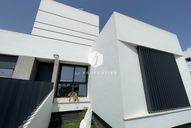 D'occasion - Chalet -
Dolores - Costa Blanca