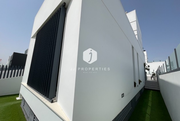 D'occasion - Chalet -
Dolores - Costa Blanca