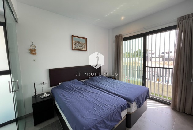 D'occasion - Chalet -
Dolores - Costa Blanca