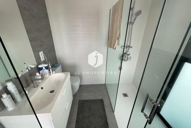 D'occasion - Chalet -
Dolores - Costa Blanca