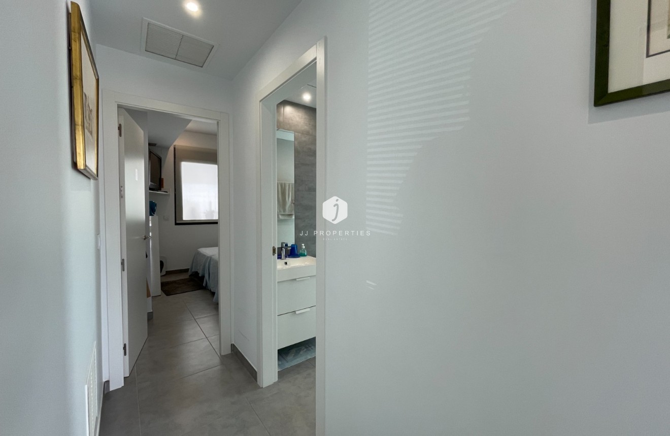 D'occasion - Chalet -
Dolores - Costa Blanca