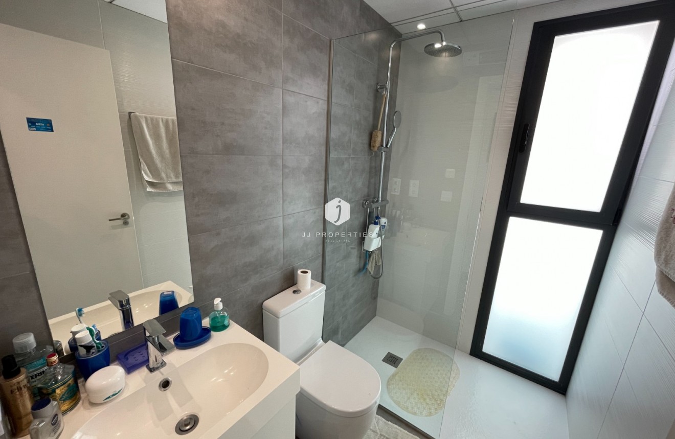 D'occasion - Chalet -
Dolores - Costa Blanca