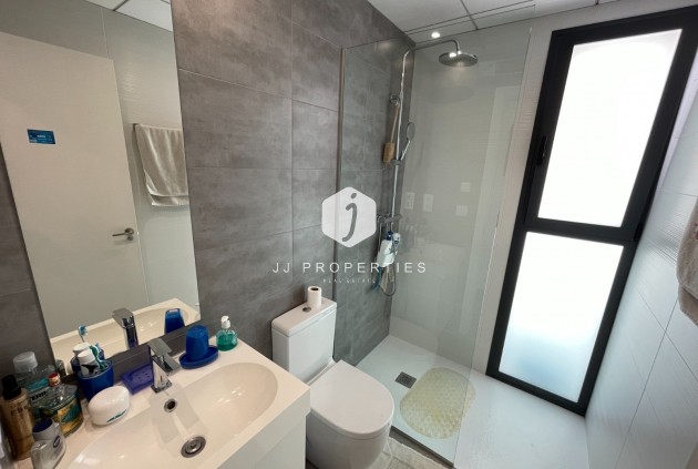 D'occasion - Chalet -
Dolores - Costa Blanca