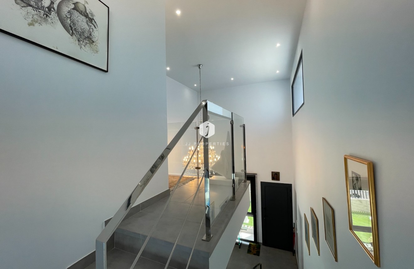 D'occasion - Chalet -
Dolores - Costa Blanca