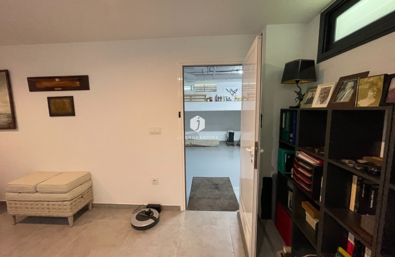 D'occasion - Chalet -
Dolores - Costa Blanca