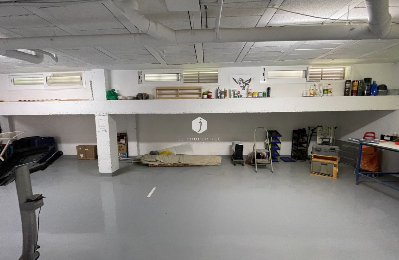 D'occasion - Chalet -
Dolores - Costa Blanca