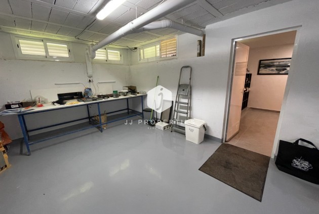 D'occasion - Chalet -
Dolores - Costa Blanca