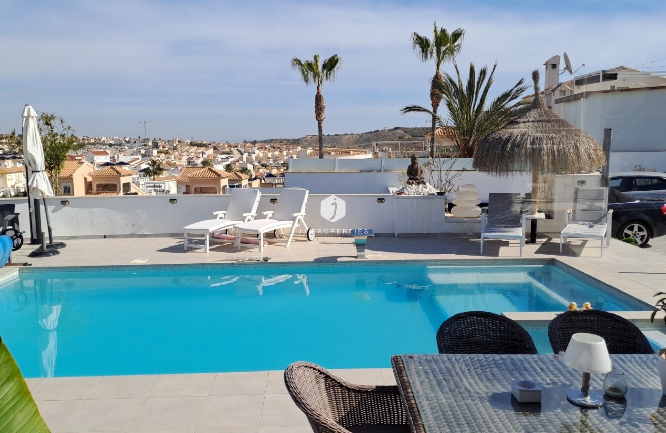 Resale - Villa -
Rojales - Inland