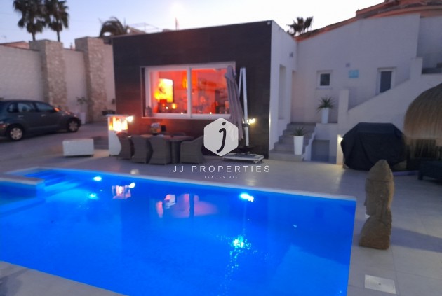 Resale - Villa -
Rojales - Inland