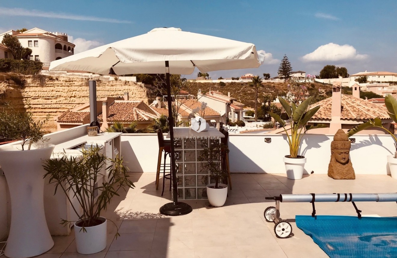 Resale - Villa -
Rojales - Inland