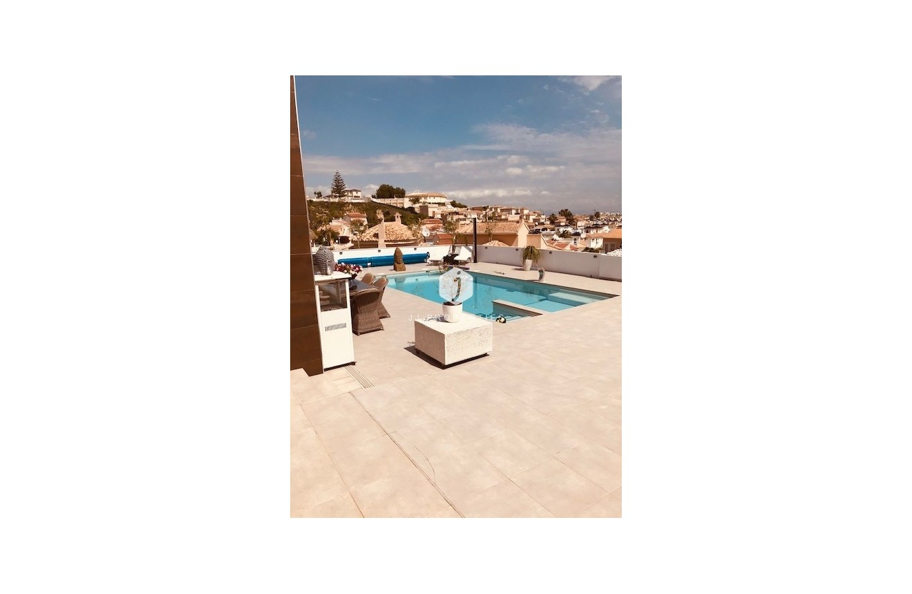 Resale - Villa -
Rojales - Inland