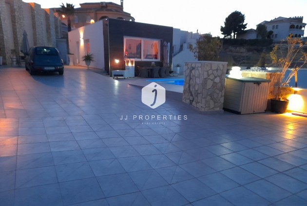 Resale - Villa -
Rojales - Inland