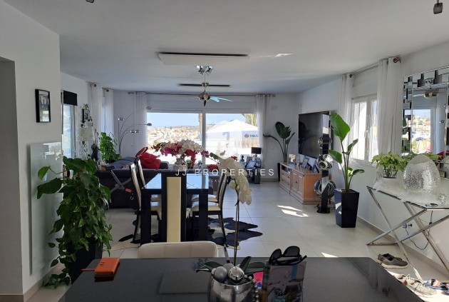 Resale - Villa -
Rojales - Inland