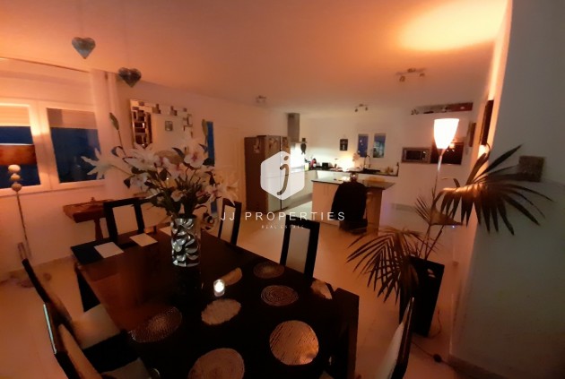 Resale - Villa -
Rojales - Inland