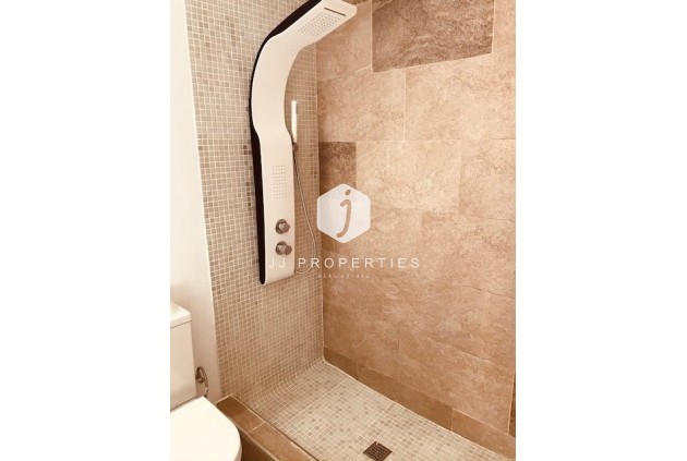 Resale - Villa -
Rojales - Inland