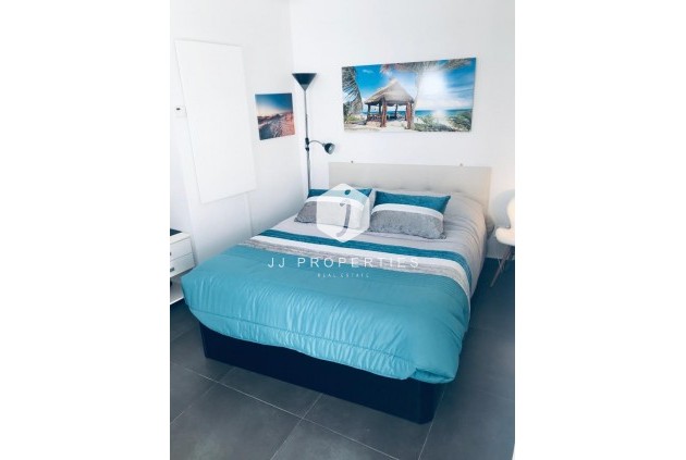 Resale - Villa -
Rojales - Inland