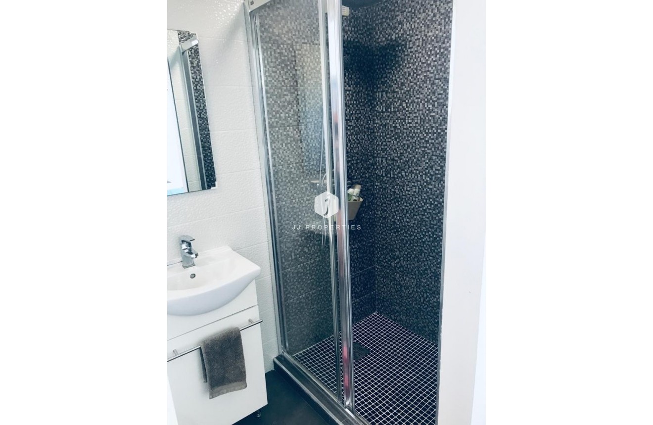 Resale - Villa -
Rojales - Inland