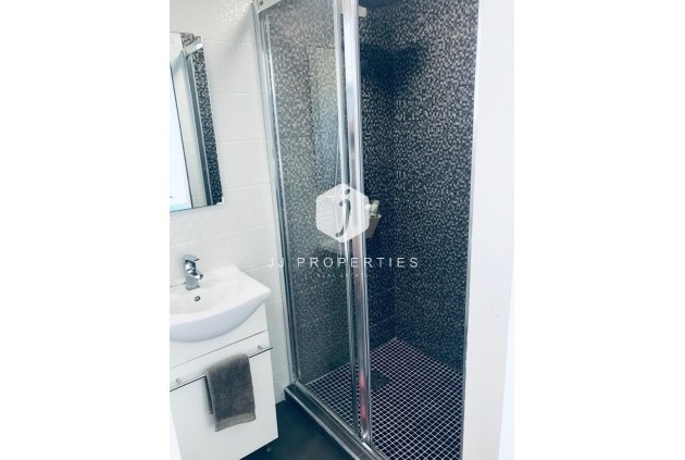 Resale - Villa -
Rojales - Inland