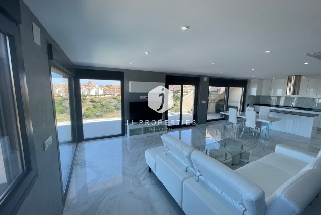 Resale - Villa -
La Mata - Costa Blanca