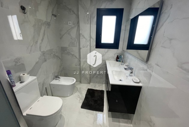 Resale - Villa -
La Mata - Costa Blanca