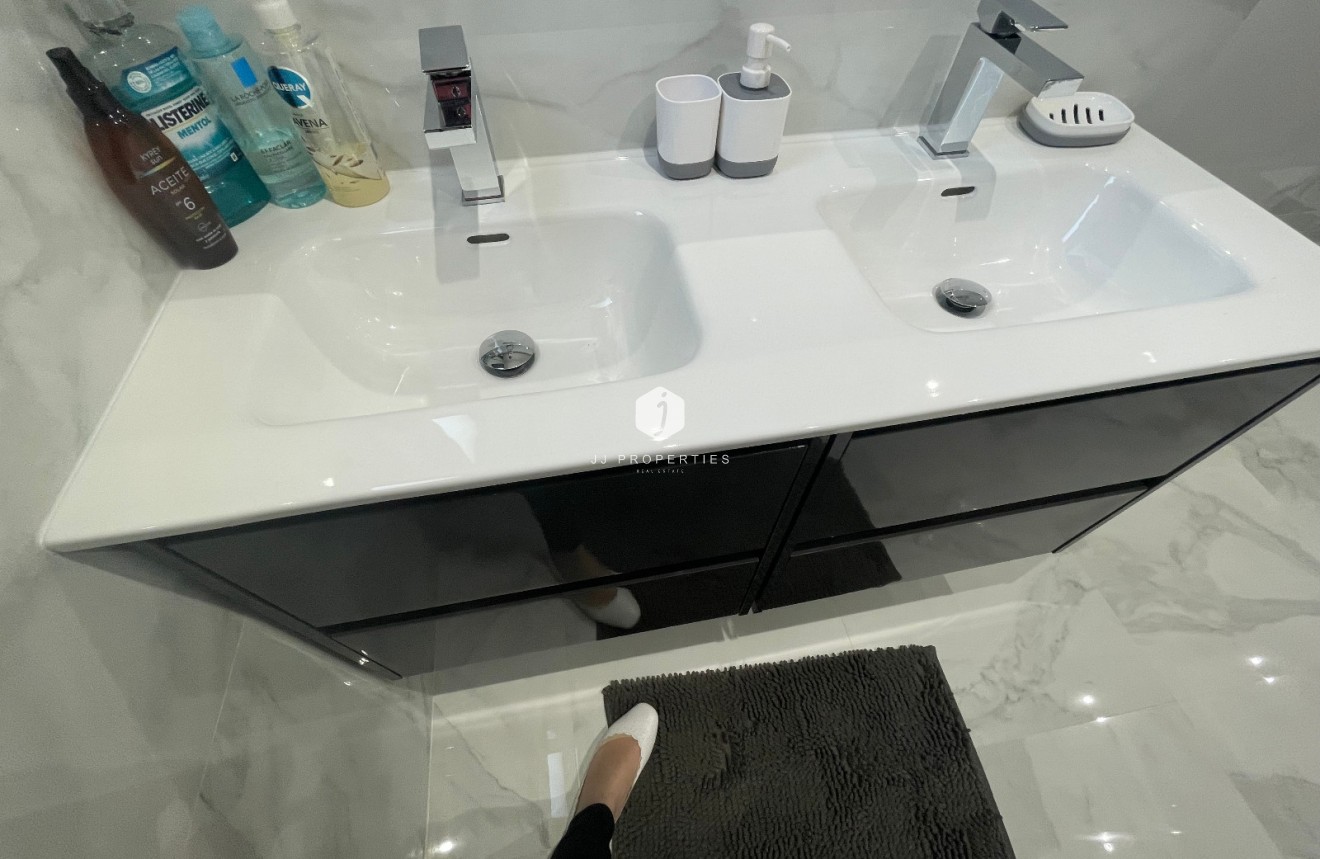 Resale - Villa -
La Mata - Costa Blanca