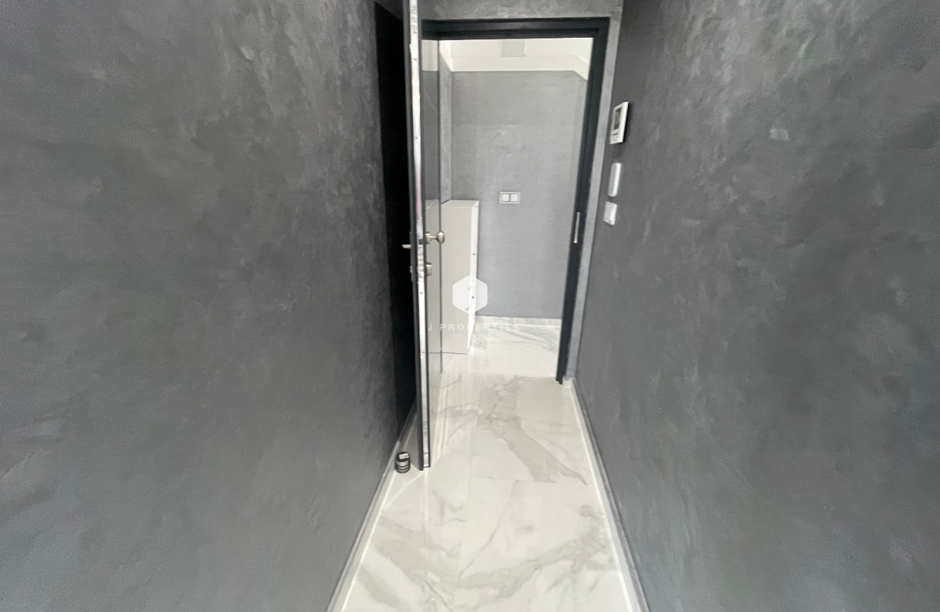 Resale - Villa -
La Mata - Costa Blanca