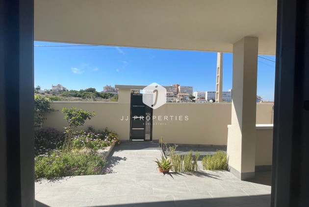 Resale - Villa -
La Mata - Costa Blanca