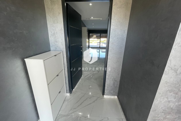 Resale - Villa -
La Mata - Costa Blanca