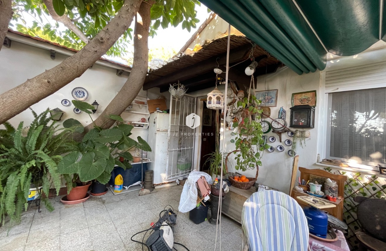 Aus zweiter Hand - Villa -
Orihuela Costa - Costa Blanca