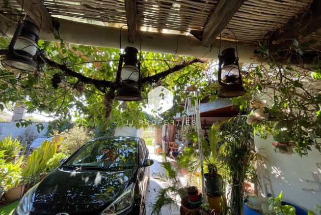 Aus zweiter Hand - Villa -
Orihuela Costa - Costa Blanca