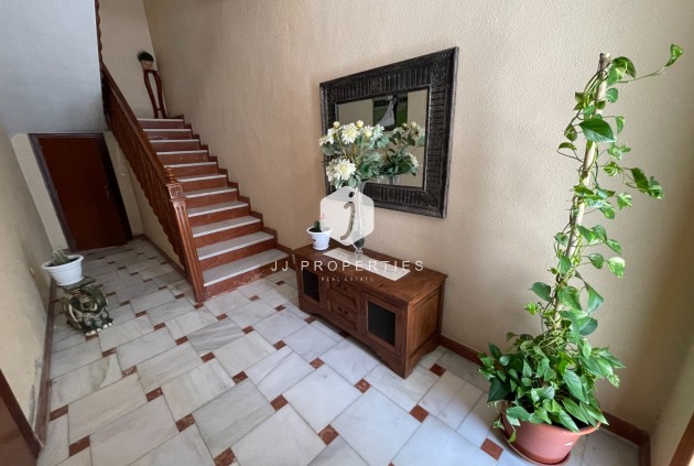 D'occasion - Villa -
San Miguel de Salinas - Inland