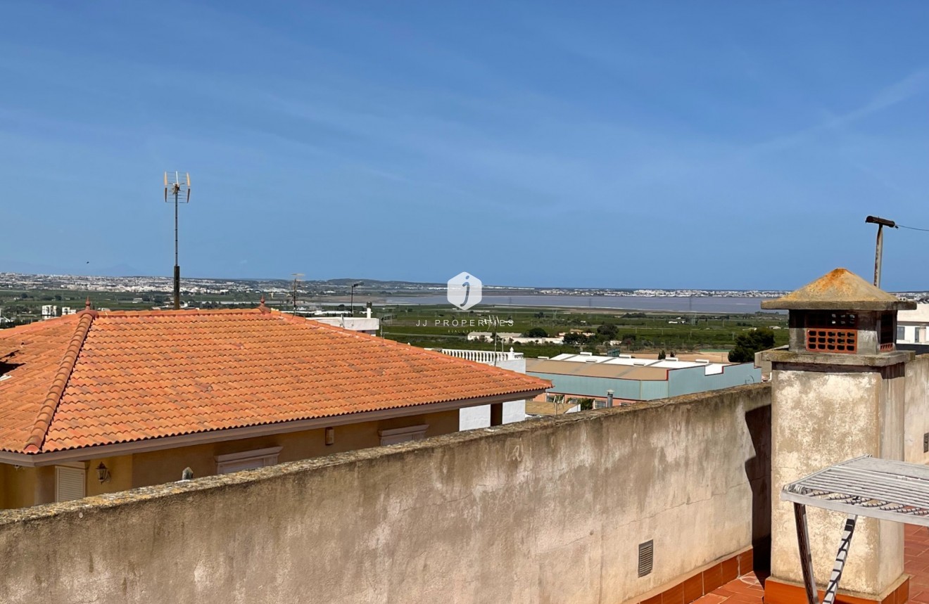 D'occasion - Villa -
San Miguel de Salinas - Inland