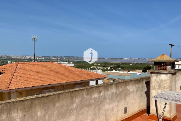 D'occasion - Villa -
San Miguel de Salinas - Inland