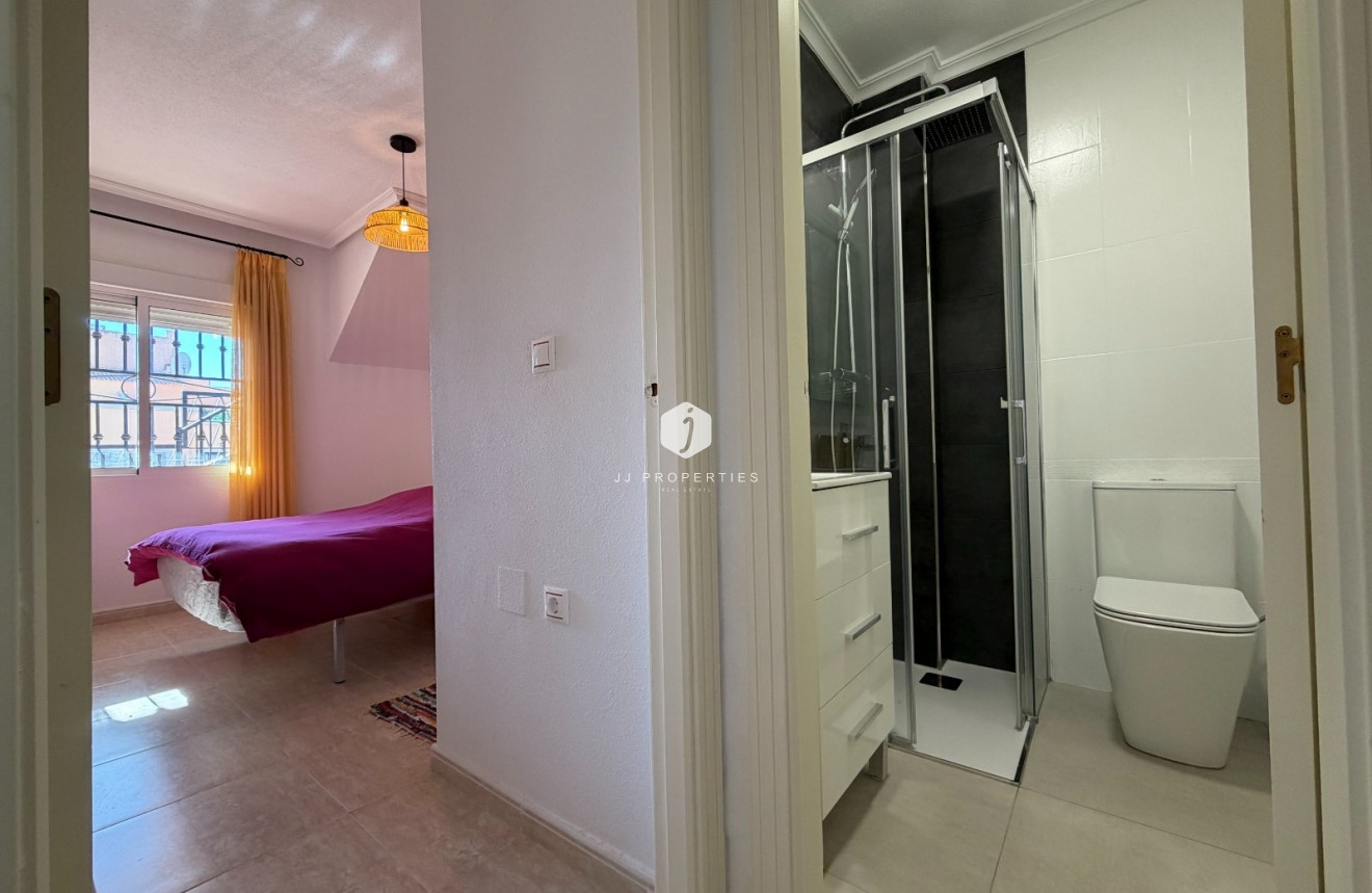 Resale - Apartment / flat -
Orihuela Costa - Costa Blanca