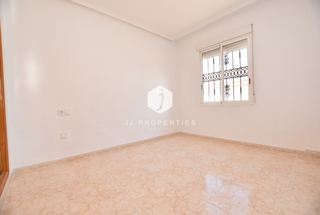 Resale - Chalet -
Orihuela Costa - Costa Blanca