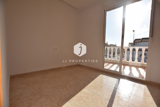 Resale - Chalet -
Orihuela Costa - Costa Blanca