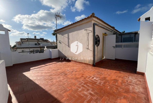 Resale - Chalet -
Orihuela Costa - Costa Blanca