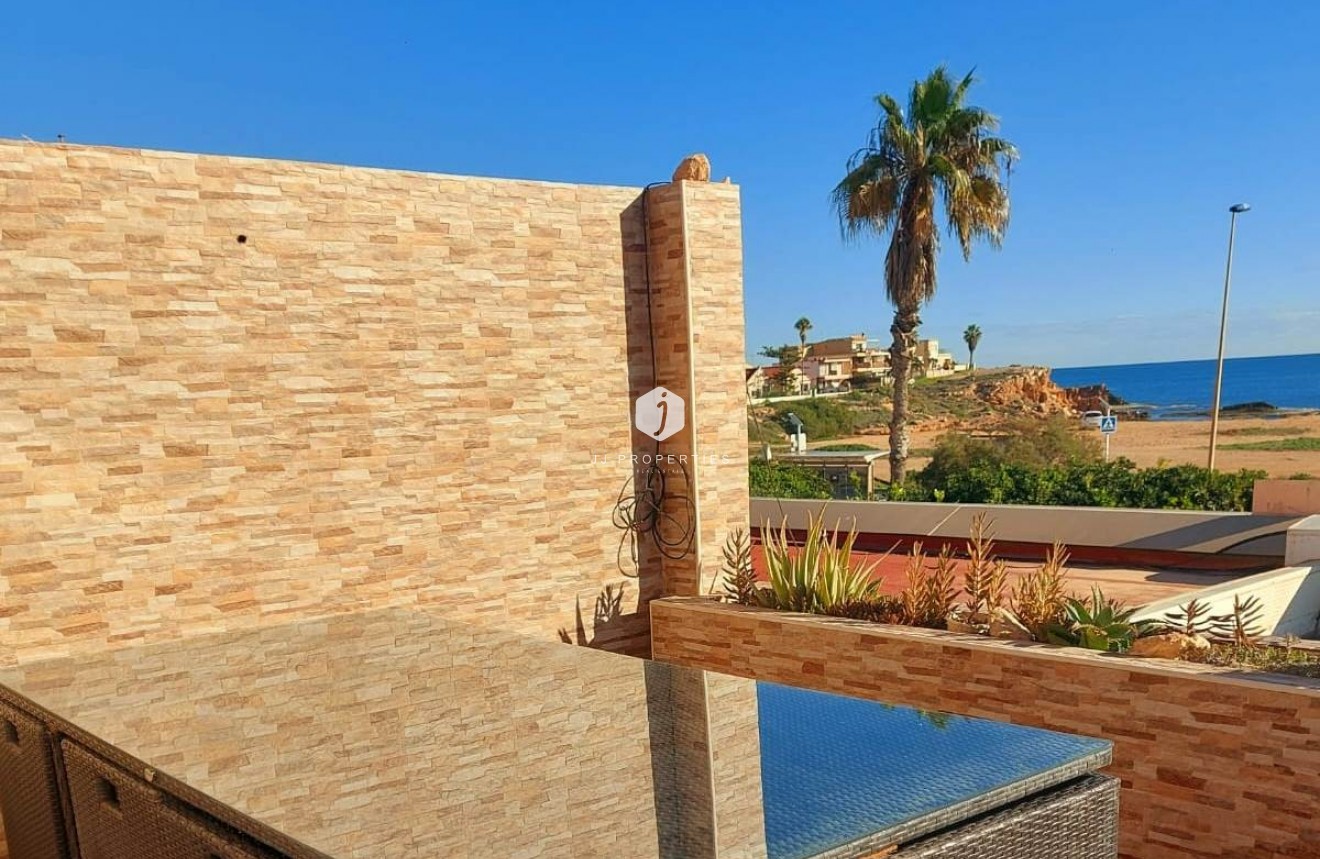 D'occasion - Appartement -
Torrevieja - Costa Blanca